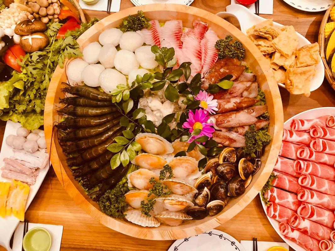 巴黎villa 主題派對k歌 Bbq 麻將包棟 Luodong Εξωτερικό φωτογραφία